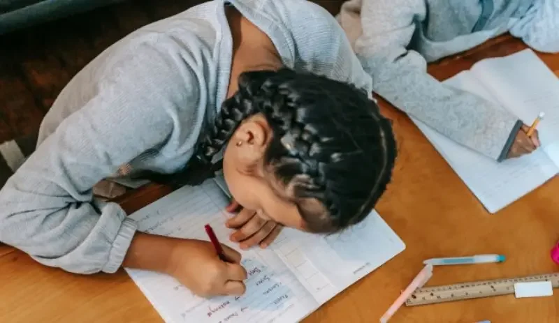 Qual a melhor idade para aprender inglês