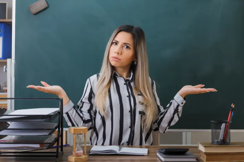 Qual o piso salarial do professor de inglês em 2025
